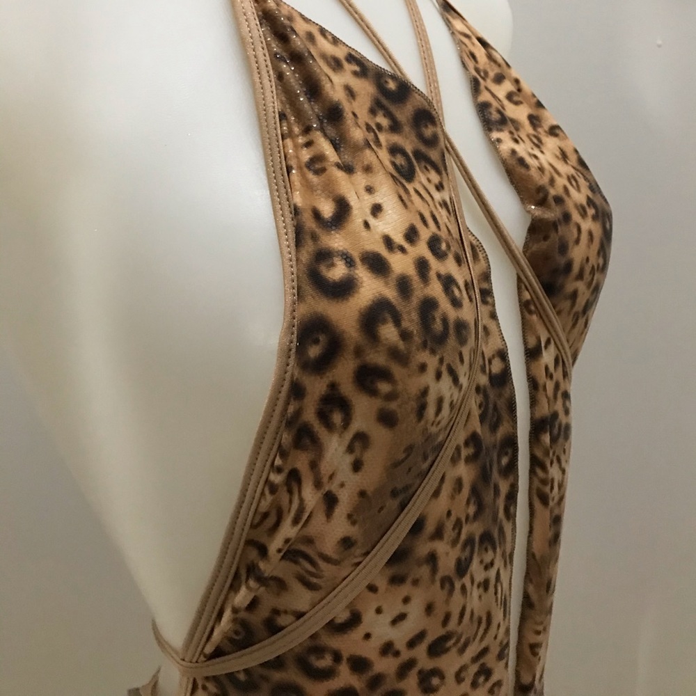 Swimsuit - Picture 3 of 6